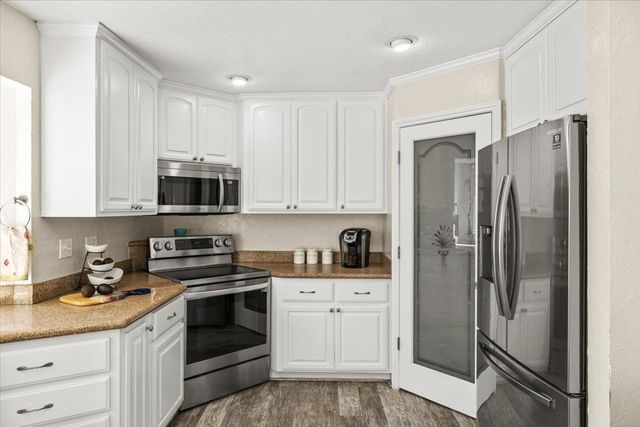 11195 Ringtail Rd, Penn Valley, CA 95946