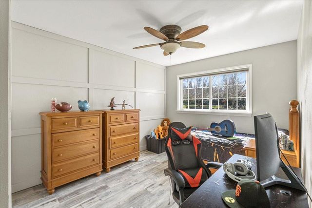 11195 Ringtail Rd, Penn Valley, CA 95946