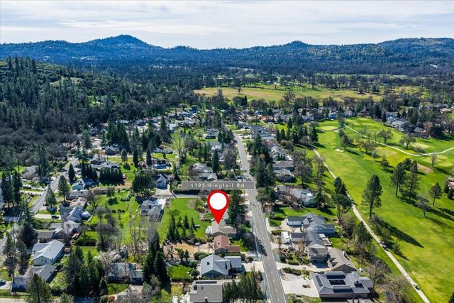 11195 Ringtail Rd, Penn Valley, CA 95946