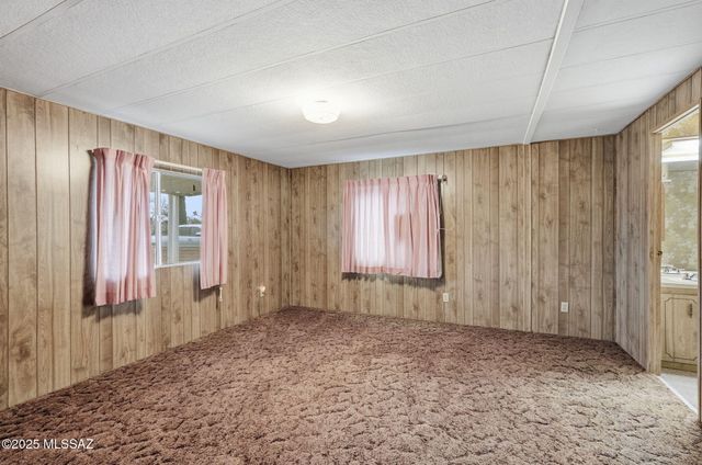 2245 W Camino Amigo, Oracle, AZ 85623