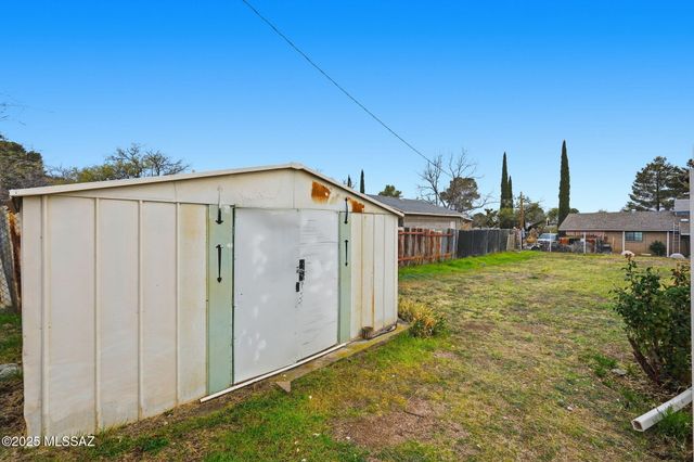 2245 W Camino Amigo, Oracle, AZ 85623