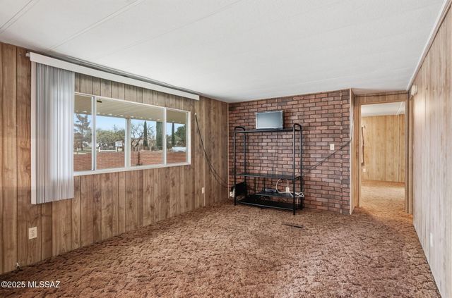 2245 W Camino Amigo, Oracle, AZ 85623