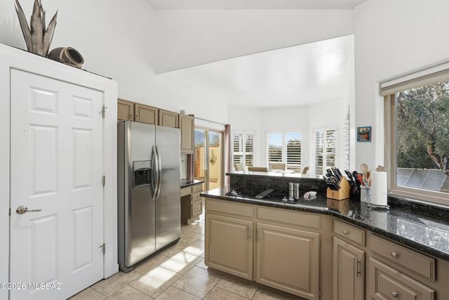 2290 W Catalpa Road, Tucson, AZ 85742