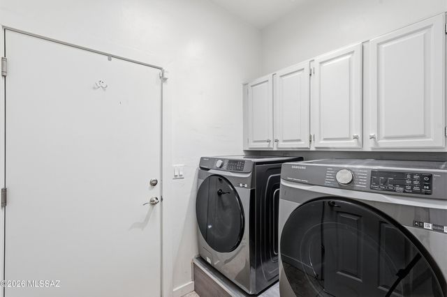 2290 W Catalpa Road, Tucson, AZ 85742