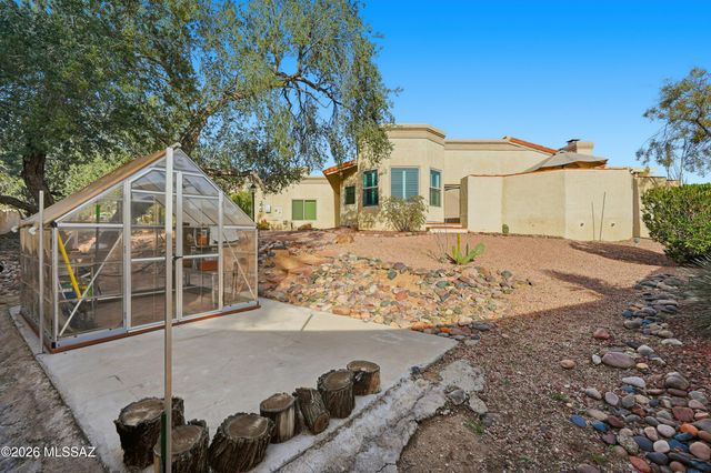 2290 W Catalpa Road, Tucson, AZ 85742