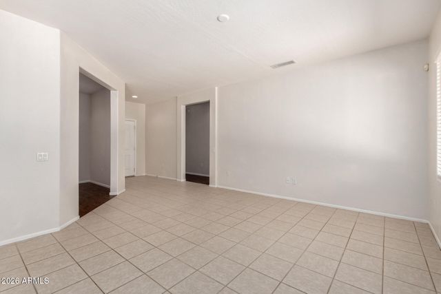 21067 N SEQUOIA CREST Drive, Surprise, AZ 85387