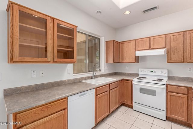 21067 N SEQUOIA CREST Drive, Surprise, AZ 85387