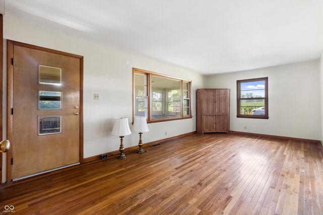 8950 Baker Road, Indianapolis, IN 46259