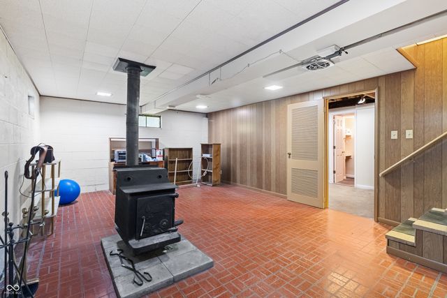 8950 Baker Road, Indianapolis, IN 46259