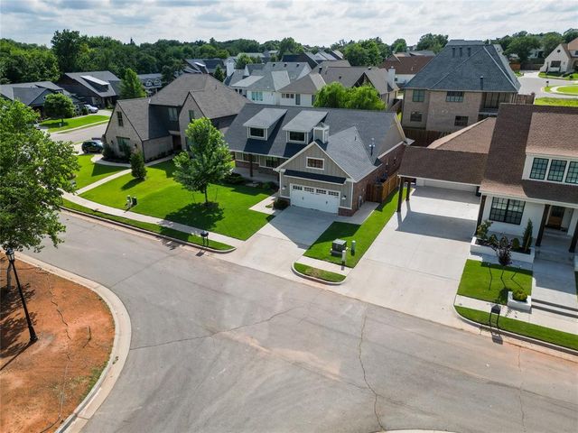 2809 Tandem Bike Trail, Edmond, OK 73034