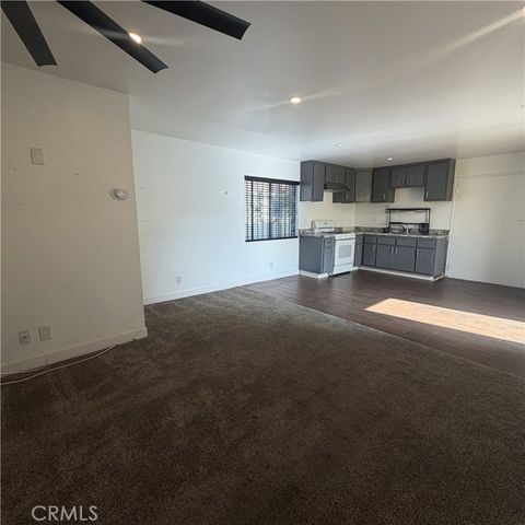 1057 N Neptune, Wilmington (los Angeles), CA 90744