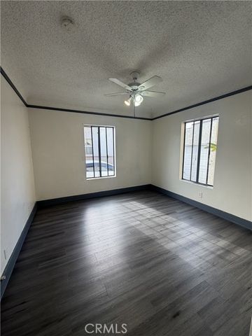 1057 N Neptune, Wilmington (los Angeles), CA 90744