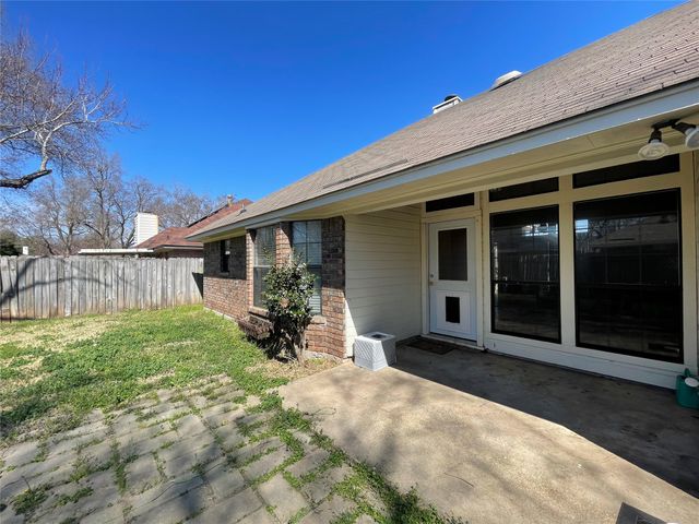 2113 Mockingbird Lane, Bossier City, LA 71111