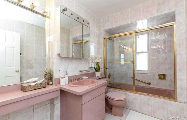 7314 174th Street, Fresh Meadows, NY 11366