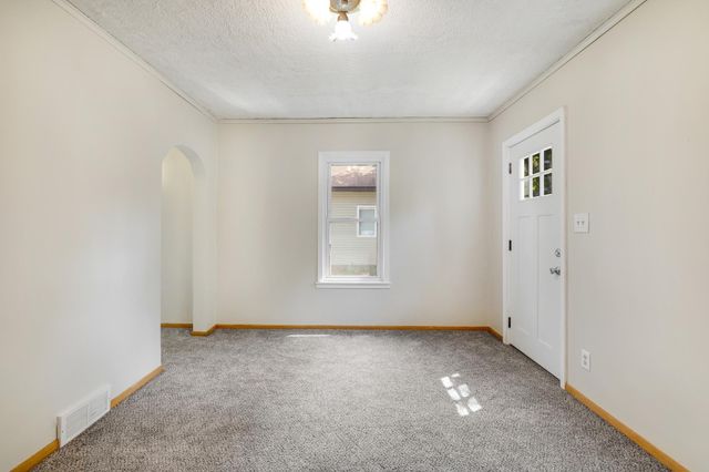 1619 Reaney Avenue, Saint Paul, MN 55106
