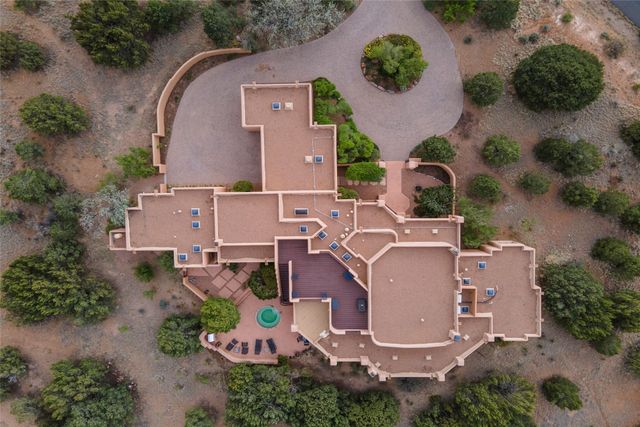 71 Sierra Rosa Loop, Santa Fe, NM 87506