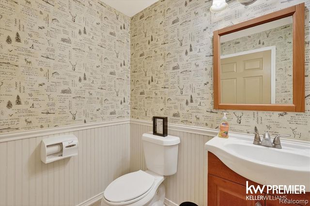 5962 Augusta Lane, Grand Blanc, MI 48439