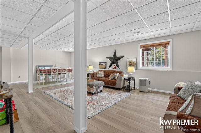 5962 Augusta Lane, Grand Blanc, MI 48439