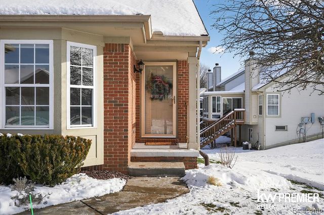 5962 Augusta Lane, Grand Blanc, MI 48439