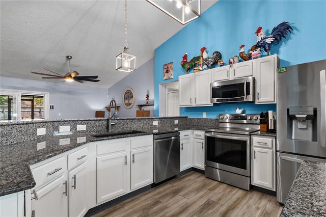 7 RANBAY PLACE, Palm Coast, FL 32164