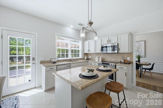 3524 Arborhill Road, Charlotte, NC 28270