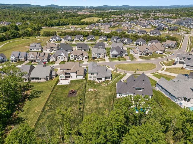 4622 Genevieve Leigh Dr, Nolensville, TN 37135