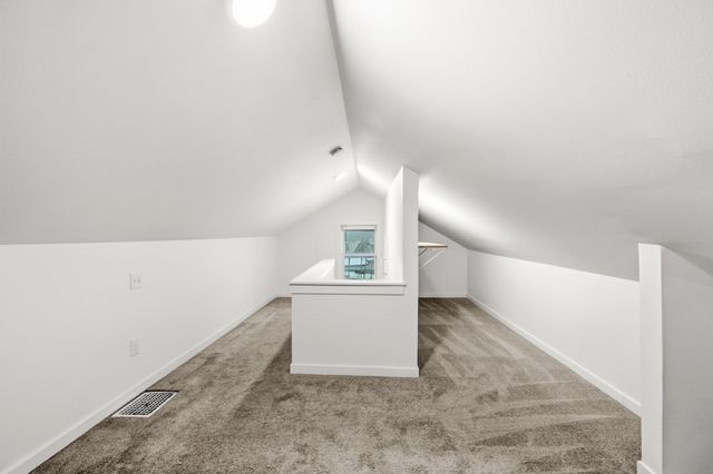 1728 Northwest Drive, Des Moines, IA 50310