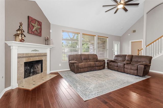 7223 Wedgewood Drive, Magnolia, TX 77354