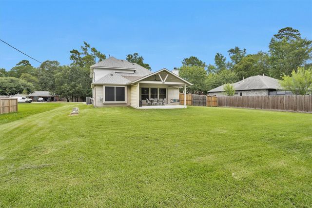 7223 Wedgewood Drive, Magnolia, TX 77354