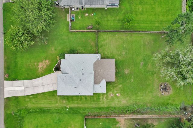 7223 Wedgewood Drive, Magnolia, TX 77354