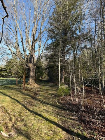 16 South Main Street, Carver, MA 02330