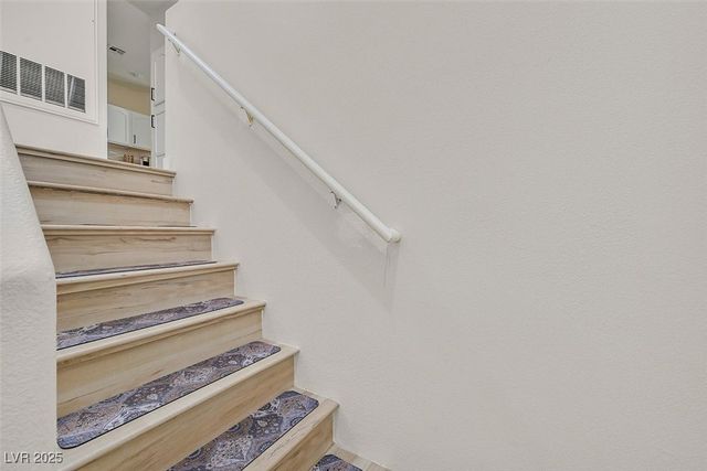 8737 Red Brook Drive 201, Las Vegas, NV 89128