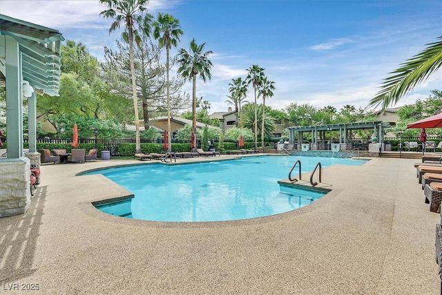 8737 Red Brook Drive 201, Las Vegas, NV 89128