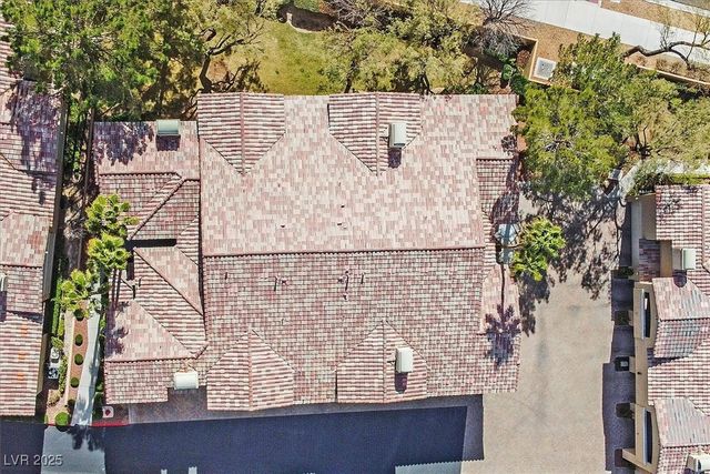 8737 Red Brook Drive 201, Las Vegas, NV 89128