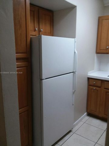 140 Royal Palm Rd 107, Hialeah Gardens, FL 33016