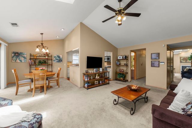 2865 Meadow Lane v2, Schaumburg, IL 60193