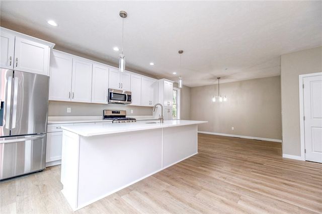 10073 Old Perry HWY 10073, Mccandless, PA 15090