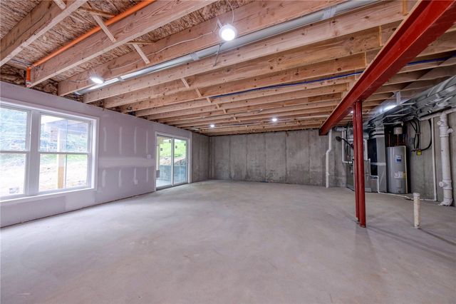 10073 Old Perry HWY 10073, Mccandless, PA 15090
