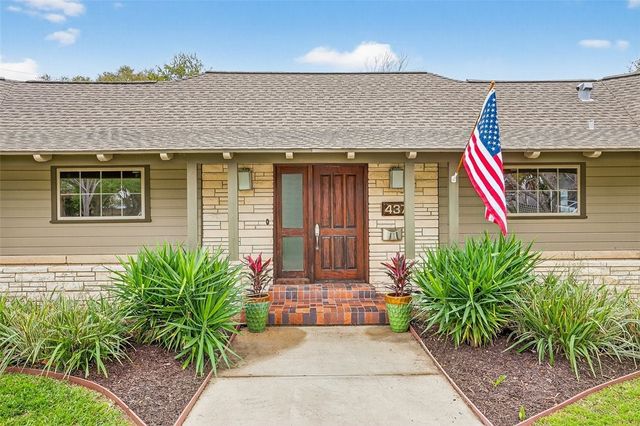 437 Delaine Dr, Corpus Christi, TX 78411