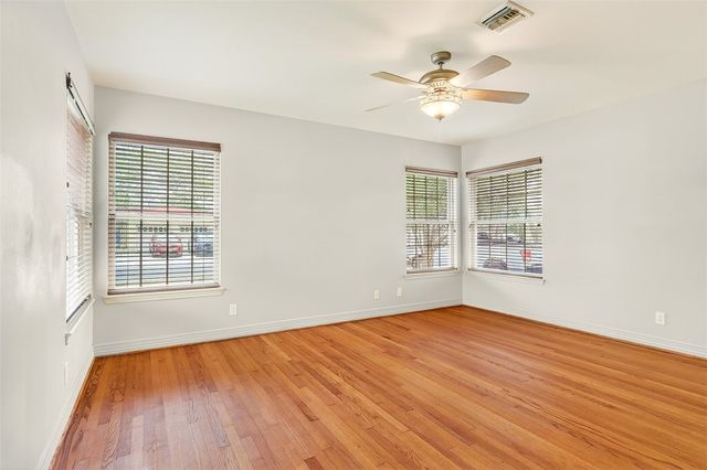 437 Delaine Dr, Corpus Christi, TX 78411