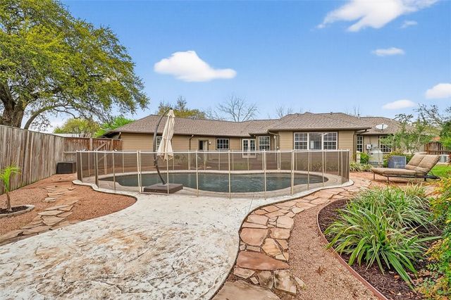 437 Delaine Dr, Corpus Christi, TX 78411