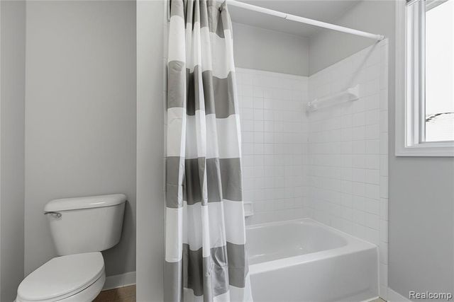 46448 Leanna Drive, Macomb, MI 48044