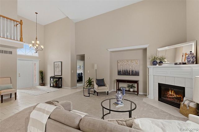 46448 Leanna Drive, Macomb, MI 48044