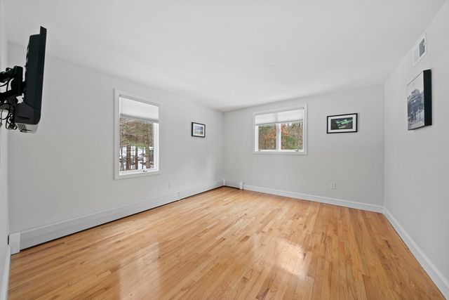 12 Herring Brook Ln, Pembroke, MA 02359