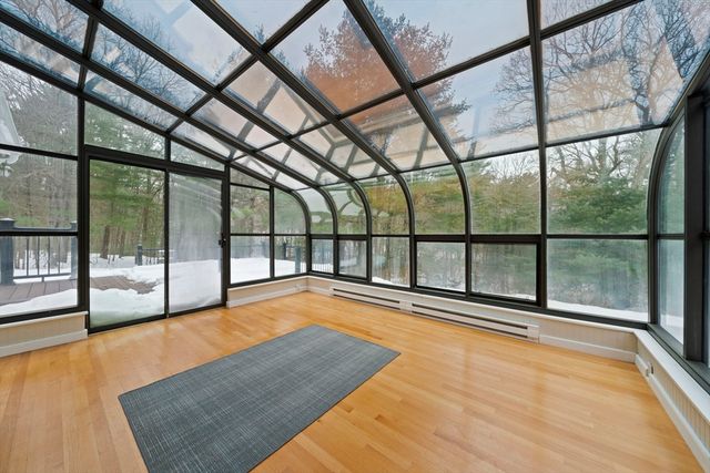 12 Herring Brook Ln, Pembroke, MA 02359