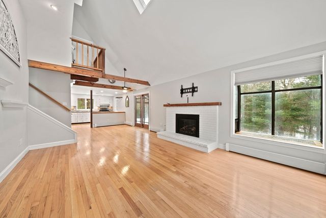 12 Herring Brook Ln, Pembroke, MA 02359