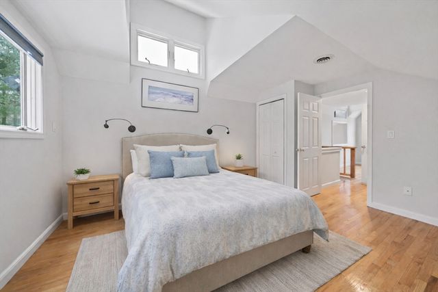 12 Herring Brook Ln, Pembroke, MA 02359