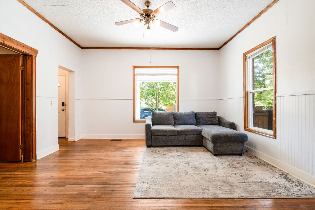 Image 24 of property listing at 120 4th Avenue E, Kalispell, MT 59901