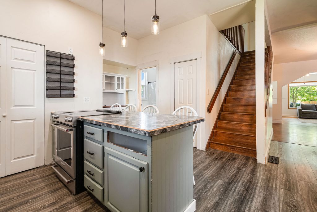 Image 29 of property listing at 120 4th Avenue E, Kalispell, MT 59901