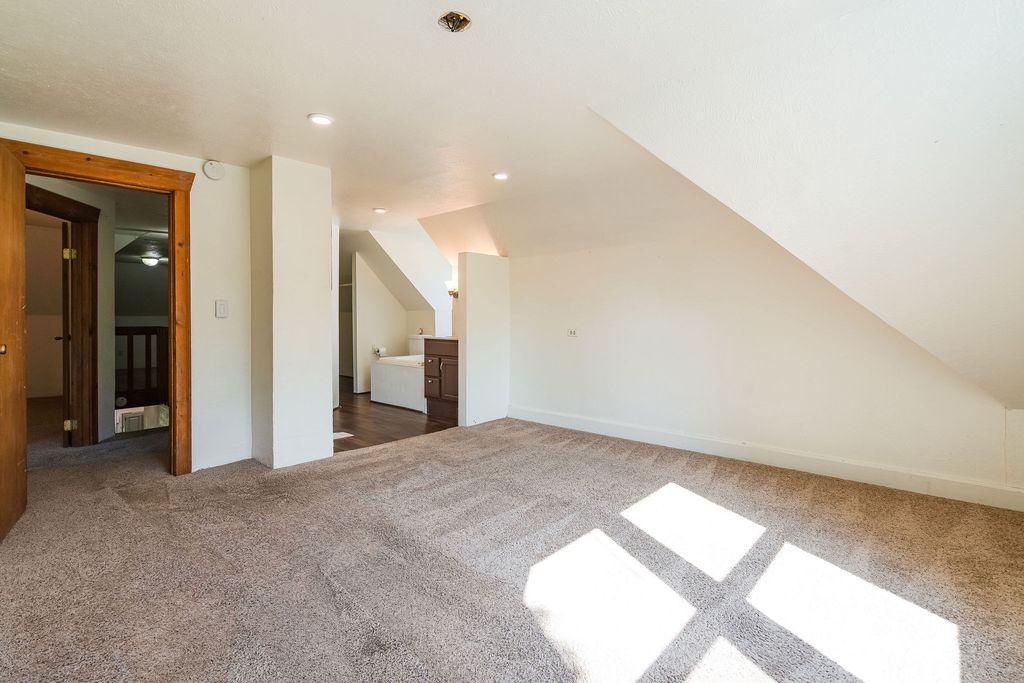 Image 36 of property listing at 120 4th Avenue E, Kalispell, MT 59901